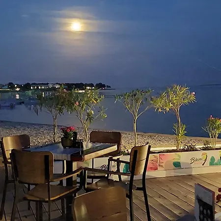 Ljuba Apartamento Pula